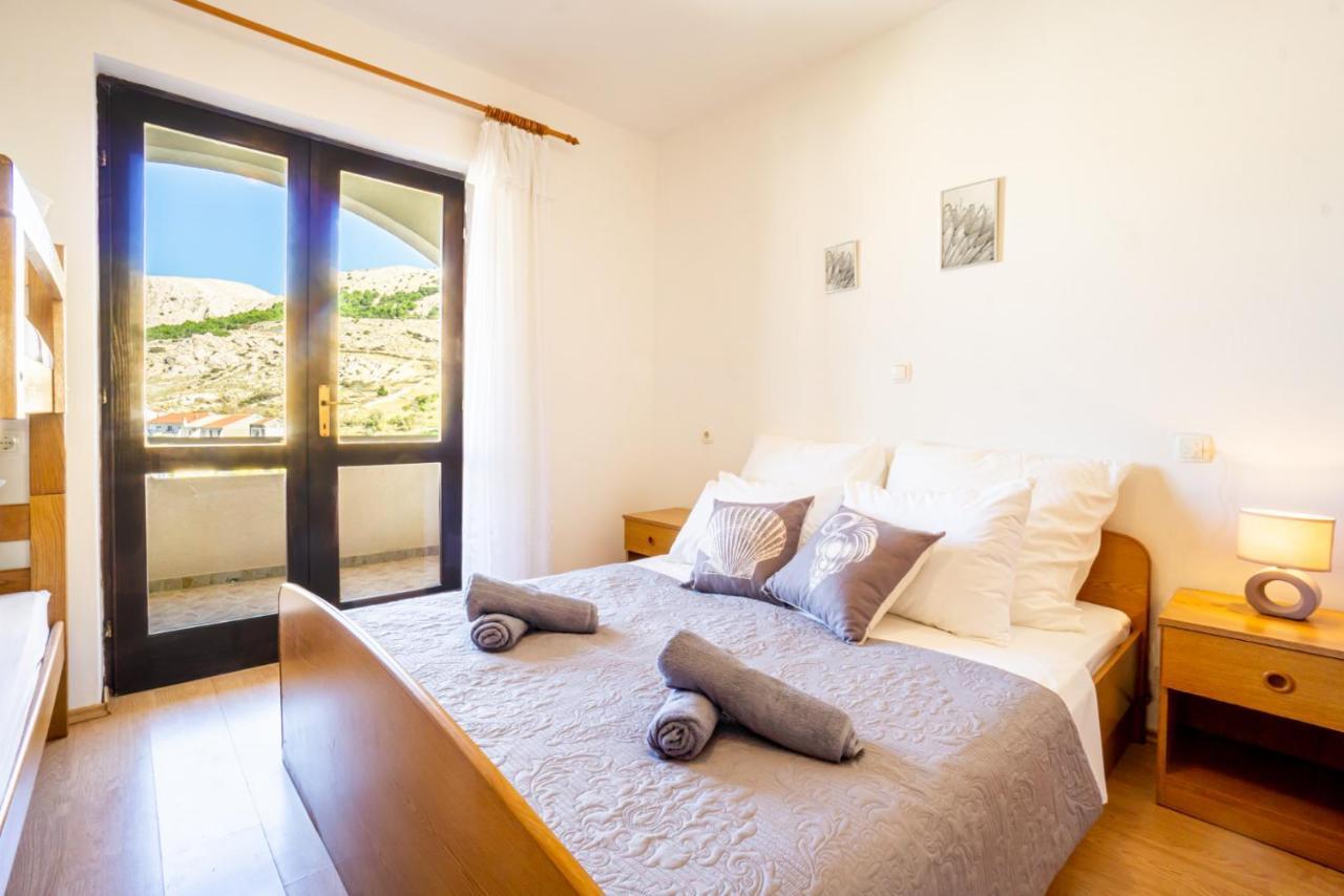 Apartment And Room Bacic Metajna Exterior photo