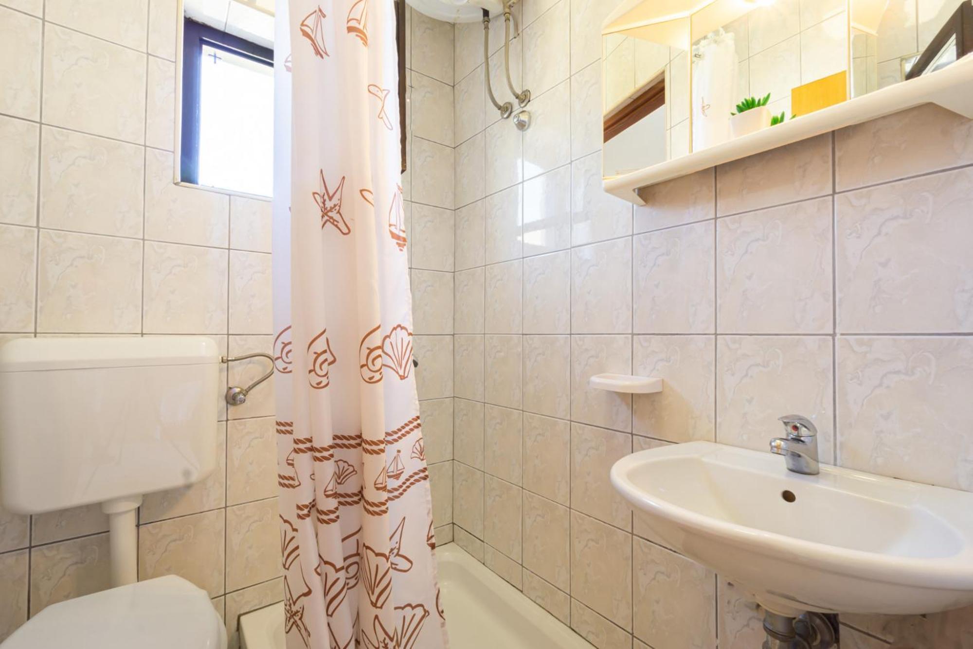 Apartment And Room Bacic Metajna Room photo